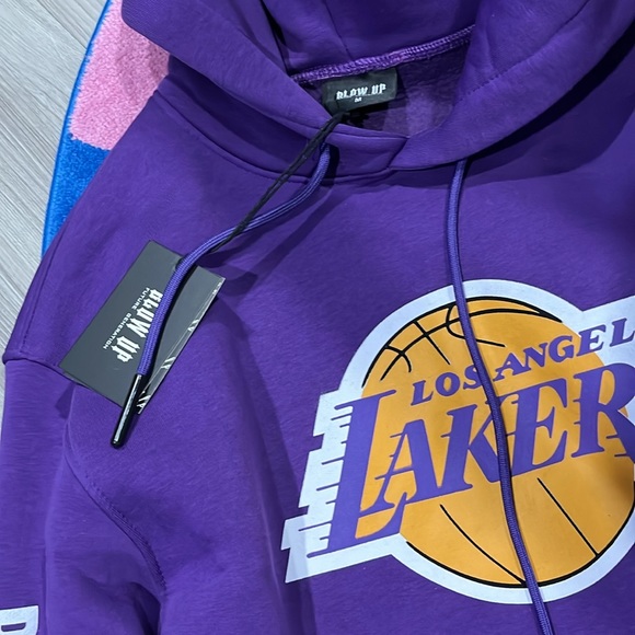 Brand new hoodie for men 100% authentic very relaxed fit - Picture 5 of 9